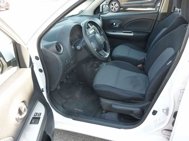 Nissan Micra Acenta